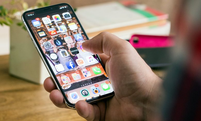 Evening News, Zero Clutter A Phone Routine That Keeps Focus